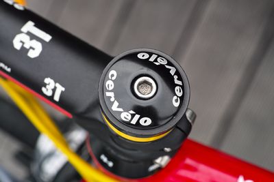 DP3M0251abro.jpg